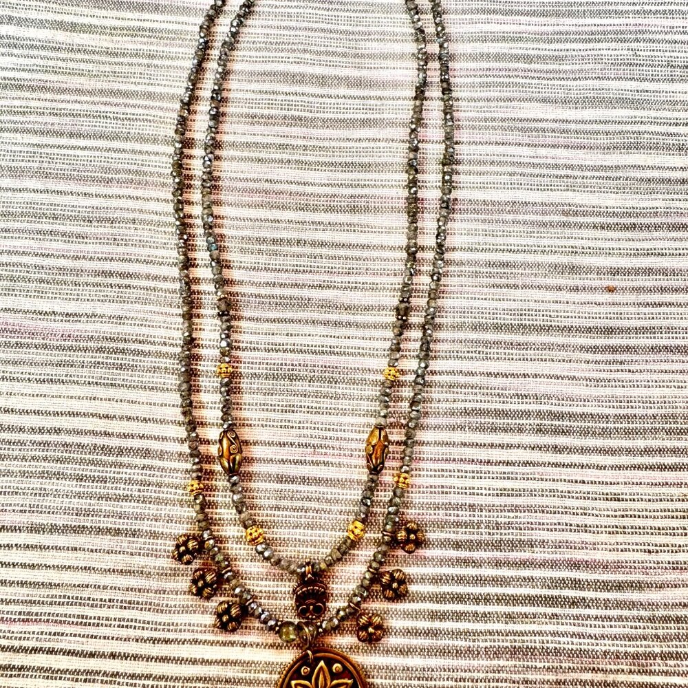 Labradorite Necklaces - Picture 2 of 7